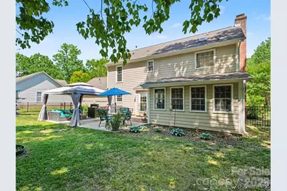13333 Kintyre Court, Matthews, NC 28105 - Photo 3