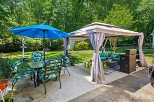 13333 Kintyre Ct, Matthews, NC 28105 - Photo 29