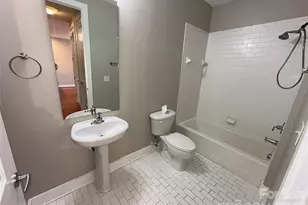 1101 W 1st St, Charlotte, NC 28202 - Photo 15