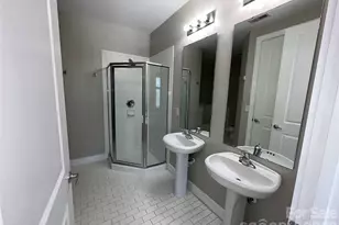 1101 W 1st St, Charlotte, NC 28202 - Photo 9