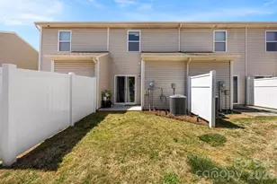 12764 Persimmon Tree Dr, Charlotte, NC 28273 - Photo 23