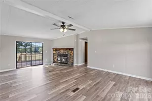8511 Cloverfield Dr, Kannapolis, NC 28081 - Photo 3