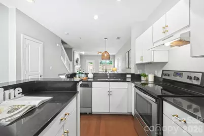 1007 Park West Drive, Charlotte, NC 28209 - Photo 5