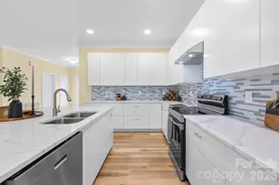 2630 Polo Ln, Maiden, NC 28650 - Photo 5