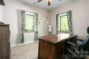 36 Snowshoe Dr, Asheville, NC 28803 - Photo 25