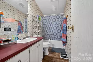 3995 Old Catawba Rd, Claremont, NC 28610 - Photo 13