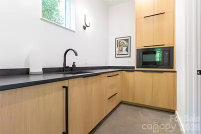 812 Herrin Avenue, Charlotte, NC 28205 - Photo 9
