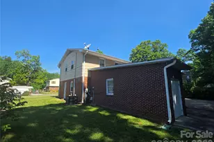 1524 Pondella Dr, Charlotte, NC 28213 - Photo 21