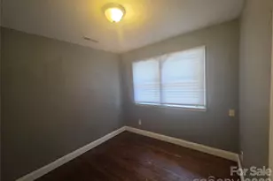 1524 Pondella Dr, Charlotte, NC 28213 - Photo 11