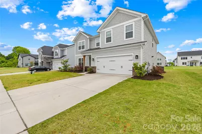 3823 Dahlia Drive, Harrisburg, NC 28075 - Photo 3