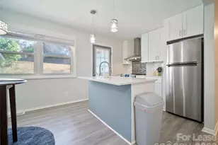 2515 Thornton Rd, Charlotte, NC 28208 - Photo 7
