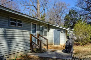 2515 Thornton Rd, Charlotte, NC 28208 - Photo 25
