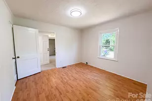 803 N Weldon St, Gastonia, NC 28052 - Photo 9