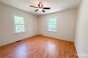 803 N Weldon St, Gastonia, NC 28052 - Photo 3