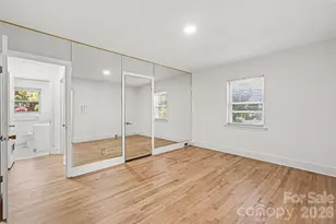 955 Hickory Nut St, Charlotte, NC 28205 - Photo 13