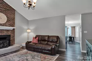 111 Louisbourg Ct, Gastonia, NC 28056 - Photo 5