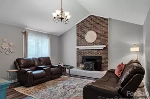 111 Louisbourg Ct, Gastonia, NC 28056 - Photo 7