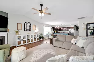 2006 Greenbrook Trl, Dallas, NC 28034 - Photo 11