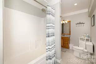 2115 Cumming Woods Ct, Hendersonville, NC 28739 - Photo 27