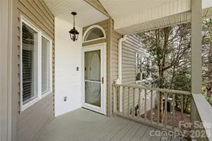 2115 Cumming Woods Ct, Hendersonville, NC 28739 - Photo 3