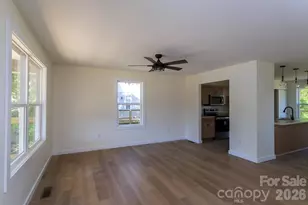 39 Terry Estates Dr, Black Mountain, NC 28711 - Photo 5