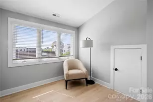 242 Freeland Ln, Charlotte, NC 28217 - Photo 23