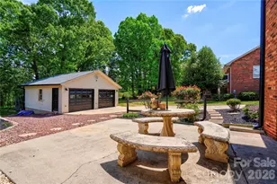 176 Knollwood Dr, Forest City, NC 28043 - Photo 5