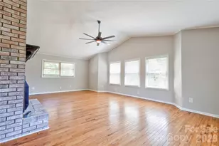 176 Knollwood Dr, Forest City, NC 28043 - Photo 7