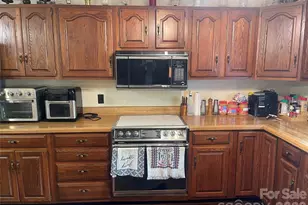 1870 Oakland Rd, Forest City, NC 28043 - Photo 11