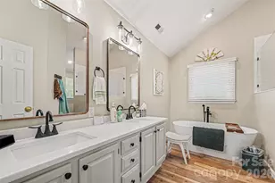 4051 Pinecrest Dr NE, Hickory, NC 28601 - Photo 25