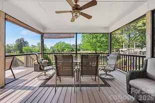 4051 Pinecrest Dr NE, Hickory, NC 28601 - Photo 31