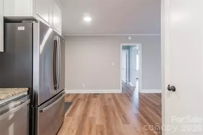 3037 Marlowe Avenue, Charlotte, NC 28208 - Photo 11