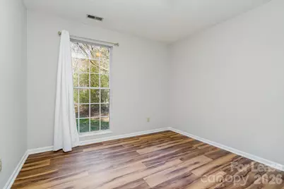 11100 Deerpath Court, Charlotte, NC 28262 - Photo 13