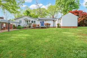 305 W 9th St, Newton, NC 28658 - Photo 41