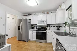 210 Locust Ct, Indian Trail, NC 28079 - Photo 9