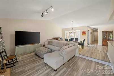 109 Clubwood Court, Asheville, NC 28803 - Photo 11