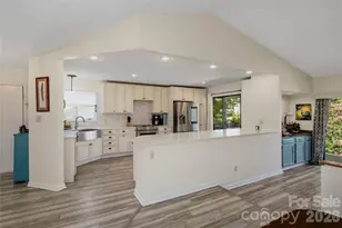 109 Clubwood Ct, Asheville, NC 28803 - Photo 19