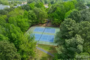 17919 Kings Point Dr, Cornelius, NC 28031 - Photo 39