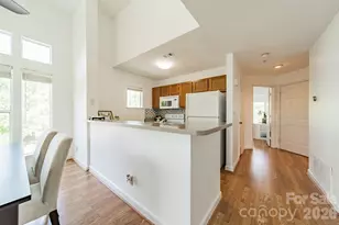 17919 Kings Point Dr, Cornelius, NC 28031 - Photo 19