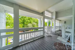 17919 Kings Point Dr, Cornelius, NC 28031 - Photo 3
