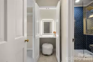 153 Perrin Pl, Charlotte, NC 28207 - Photo 23