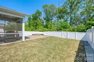 3881 Ctr Pl Dr, Harrisburg, NC 28075 - Photo 39