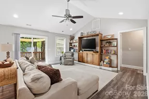 646 Marigold Dr, Kannapolis, NC 28083 - Photo 5