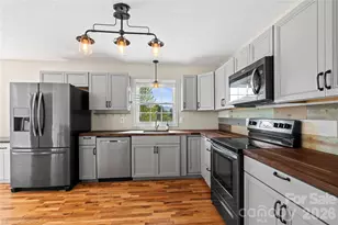 882 Queentown Rd, Canton, NC 28716 - Photo 13