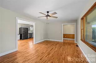 882 Queentown Rd, Canton, NC 28716 - Photo 9