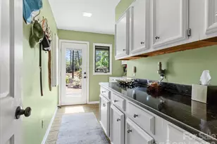 68 Acorn Rd, Asheville, NC 28804 - Photo 23