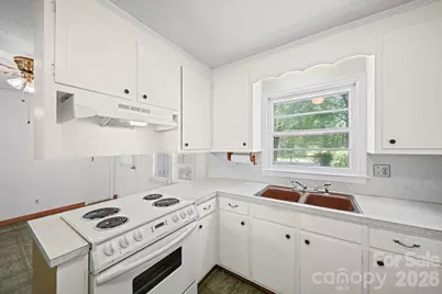 8116 Indian Trail Fairview Road, Indian Trail, NC 28079 - Photo 11