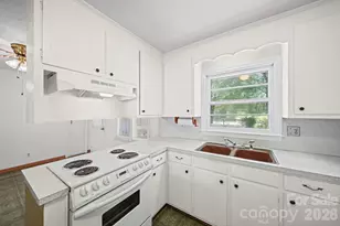 8116 Indian Trail Fairview Rd, Indian Trail, NC 28079 - Photo 11