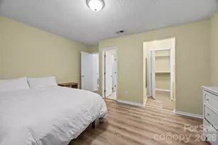 1057 Sardis Cove Dr, Charlotte, NC 28270 - Photo 13