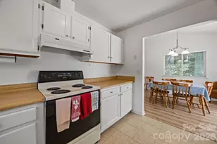 1057 Sardis Cove Dr, Charlotte, NC 28270 - Photo 11